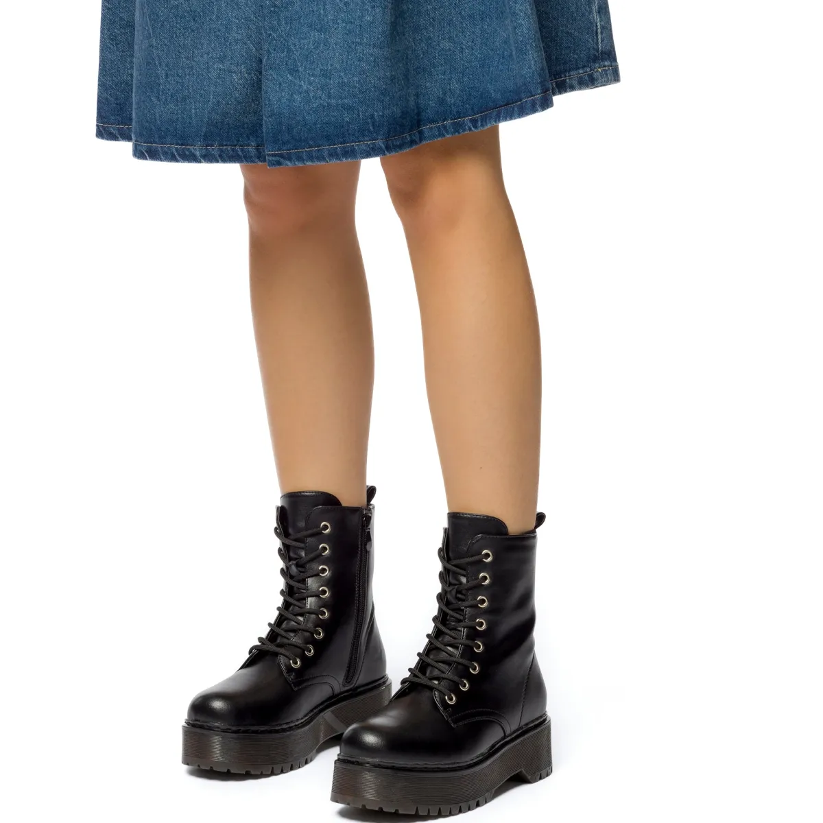 Discount Anfibi neri da donna con maxi-suola Donna Scarponcini E Anfibi Donna