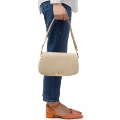 Clearance Borsa a spalla beige con logo in metallo Donna Borse A Mano