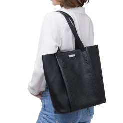 Borsa a spalla nera da Donna con dettagli traforati Donna Borse A Spalla