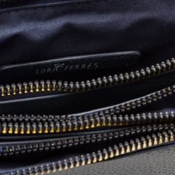 Discount Borsa a tracolla Blu con logo regolabile da Donna e tripla cerinera Donna Borse A Tracolla Donna