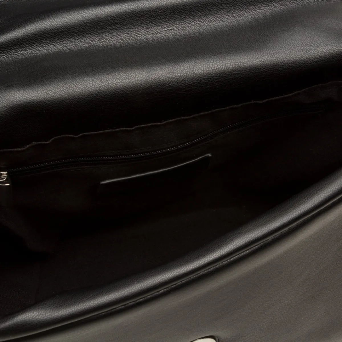 Outlet Borsa a tracolla nera da Donna con catena Donna Borse A Tracolla Donna