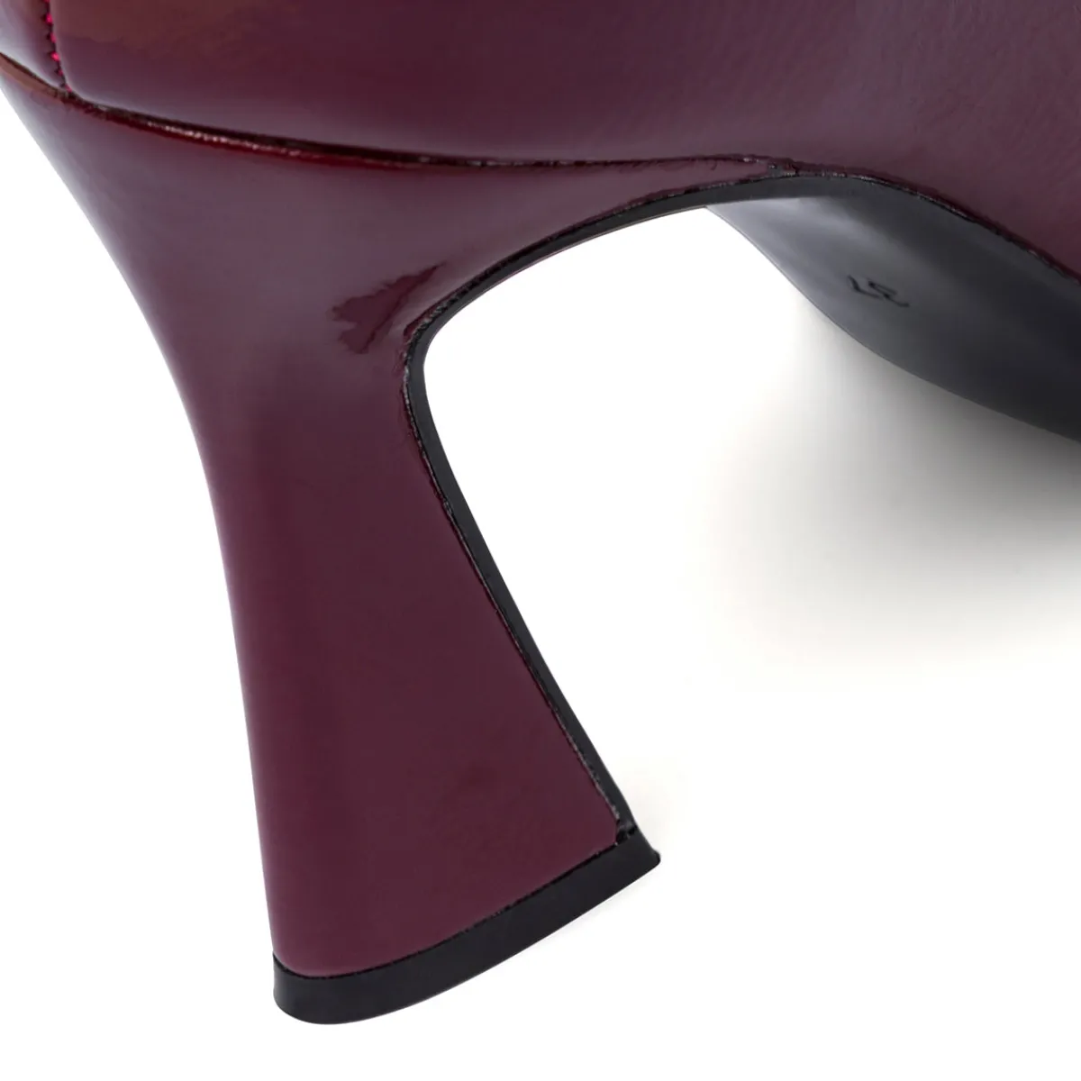 New Décolleté bordeaux da Donna effetto vernice con tacco 9 cm Donna Décolleté