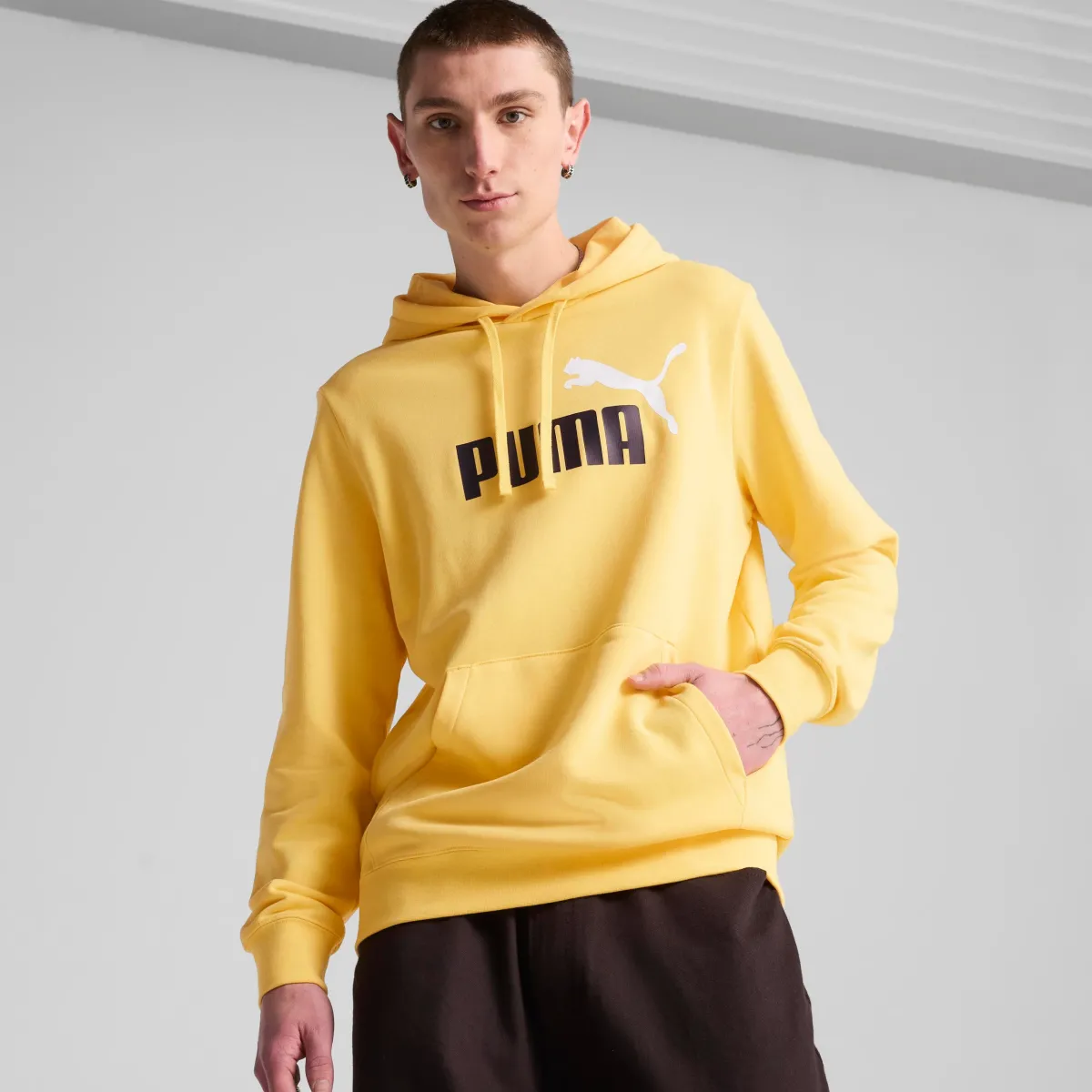 New Felpa da uomo gialla in cotone con cappuccio e logo a contrasto Uomo Abbigliamento Puma|Felpe Uomo