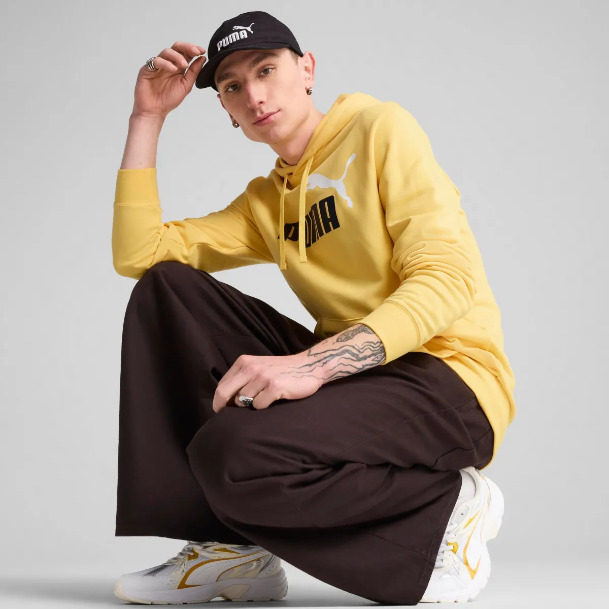 New Felpa da uomo gialla in cotone con cappuccio e logo a contrasto Uomo Abbigliamento Puma|Felpe Uomo