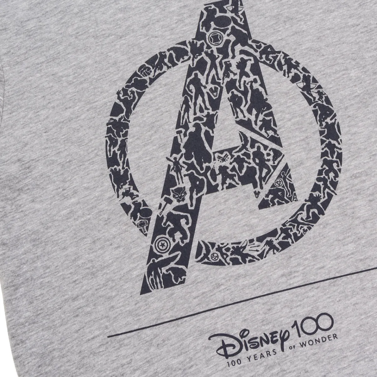 Outlet Pigiama corto grigio e nero da bambino Avengers Bambino Pigiami Bambino