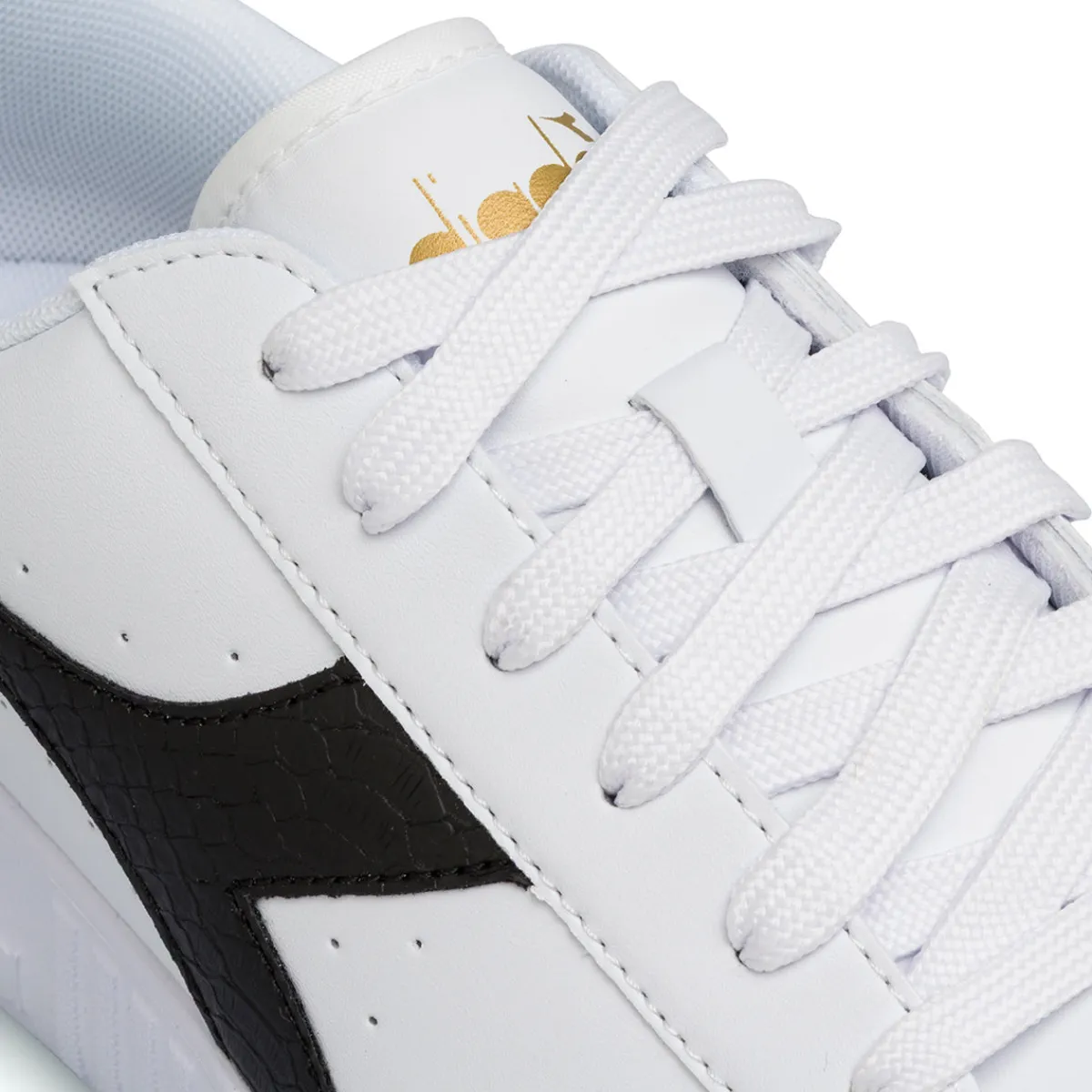 Outlet Sneakers bianche con dettaglio nero e oro da Ragazza Donna/Bambino Scarpe Ragazza|Sneakers Sportive Bambina