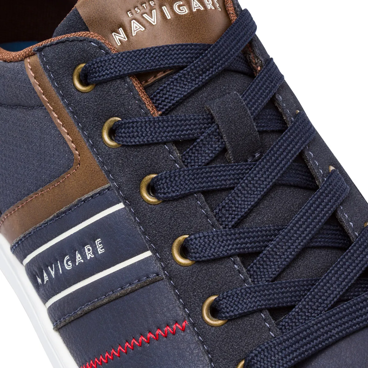 Outlet Sneakers blu da Uomo con inserti in contrasto Uomo Sneakers Uomo