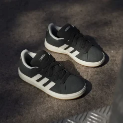 Sneakers da ragazzo e ragazza nere in pelle effetto scamosciato Grand Court 00s Donna/Bambino Sneakers|Scarpe Sportive Da Bambino