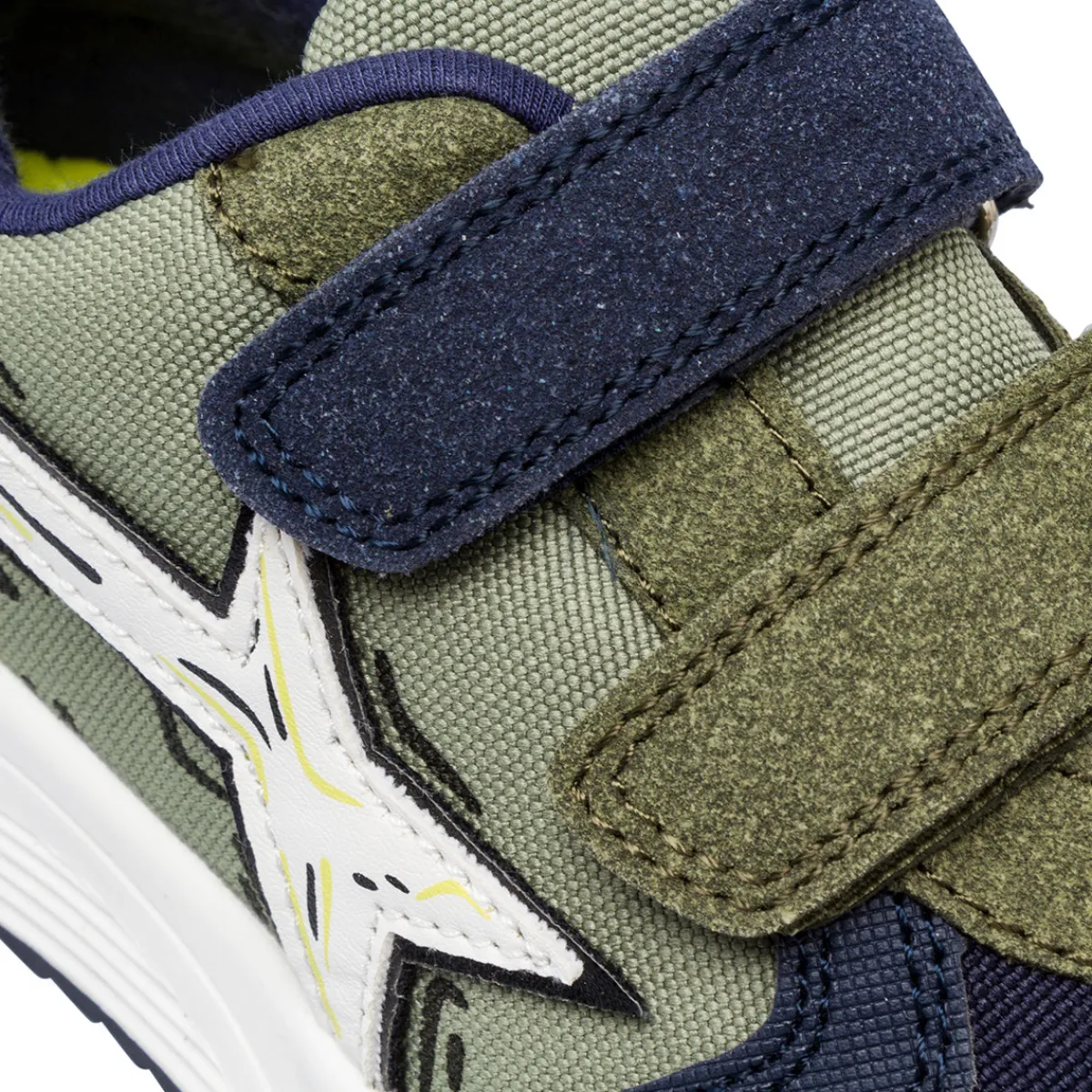New Sneakers da ragazzo verde militare e blu navy con dettagli bianchi e giallo lime Bambino Sneakers Bambino|Scarpe Ragazzo