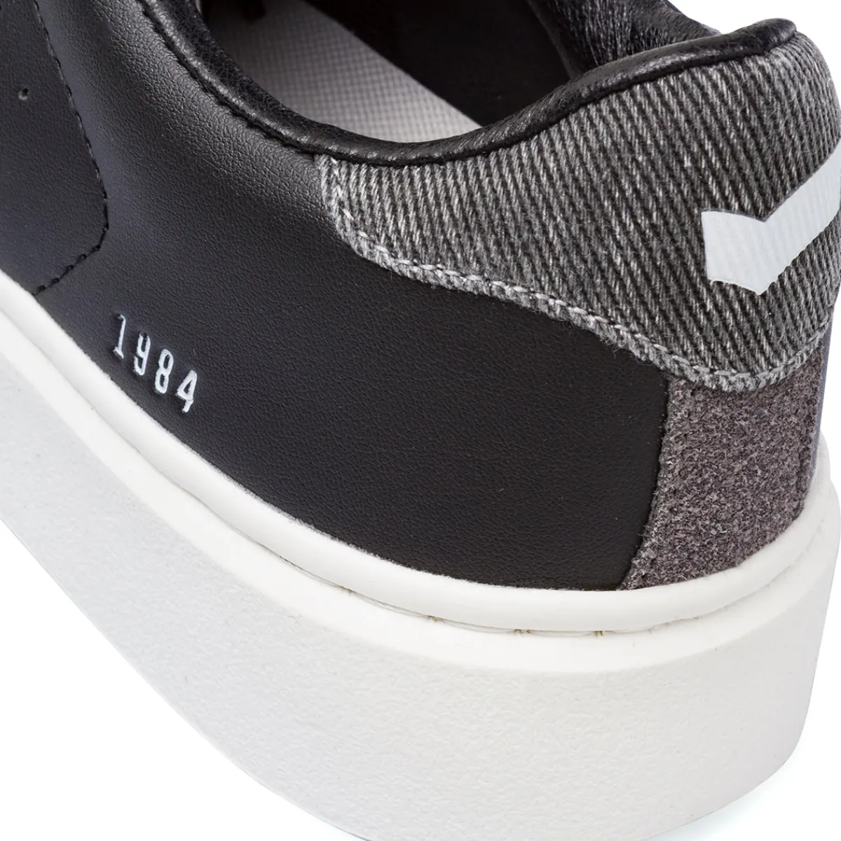 Discount Sneakers da Uomo Nere con Suola Bianca Uomo Sneakers Uomo