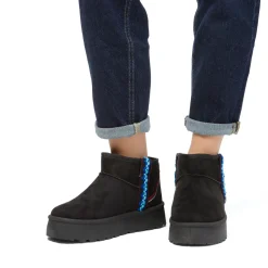 Online Stivaletti imbottiti neri platform da donna con dettaglio ricami Donna Stivaletti Cozy Boots Donna|Stivaletti Donna