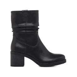 Hot Stivaletti neri da Donna con gambale affusolato Donna Stivaletti Donna