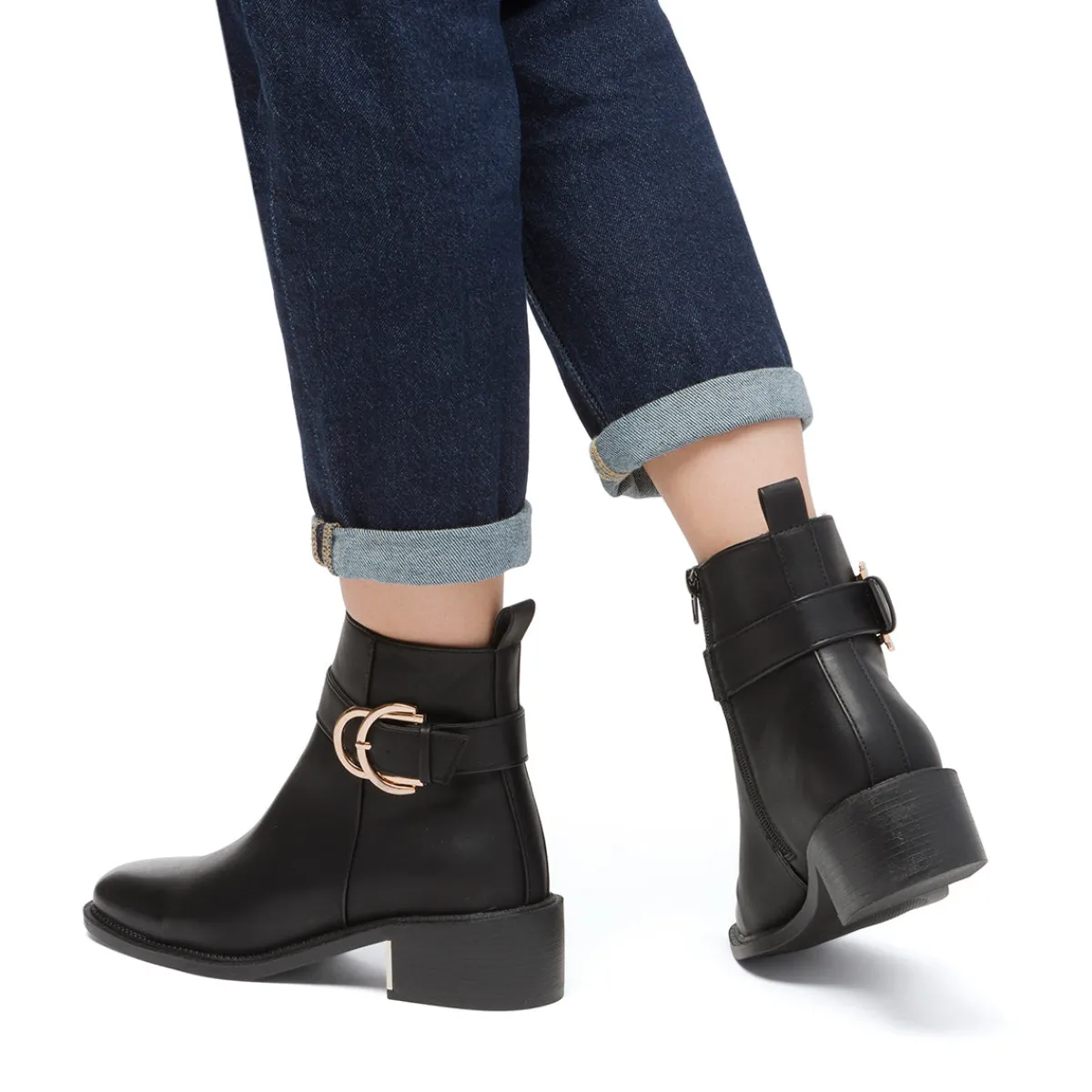 Clearance Stivaletti neri da Donna con fibbia e dettaglio laminato e tacco 4,5 cm Donna Stivaletti Donna