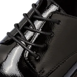 New Stringate nere da donna effetto vernice con allacciatura derby Donna Stringate Donna