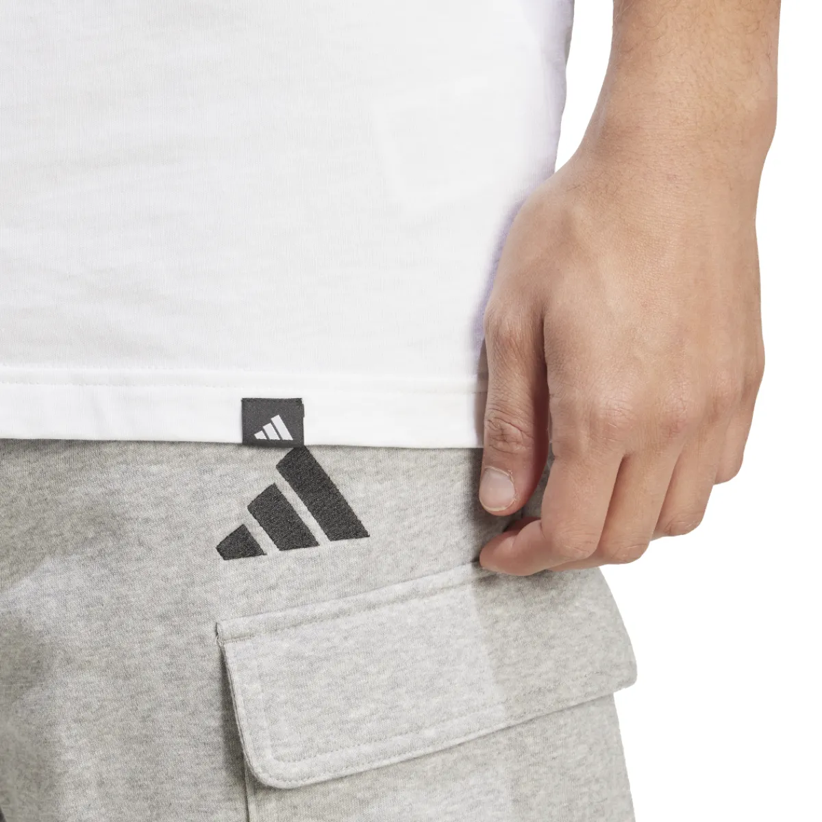 Best T-shirt bianca da Uomo con logo M CAMO LOGO T Uomo Abbigliamento Adidas|T-Shirt Uomo