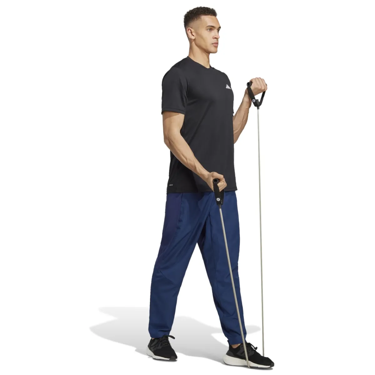 New T-shirt nera da uomo con logo bianco Essentials Training Uomo Abbigliamento Adidas|T-Shirt Uomo