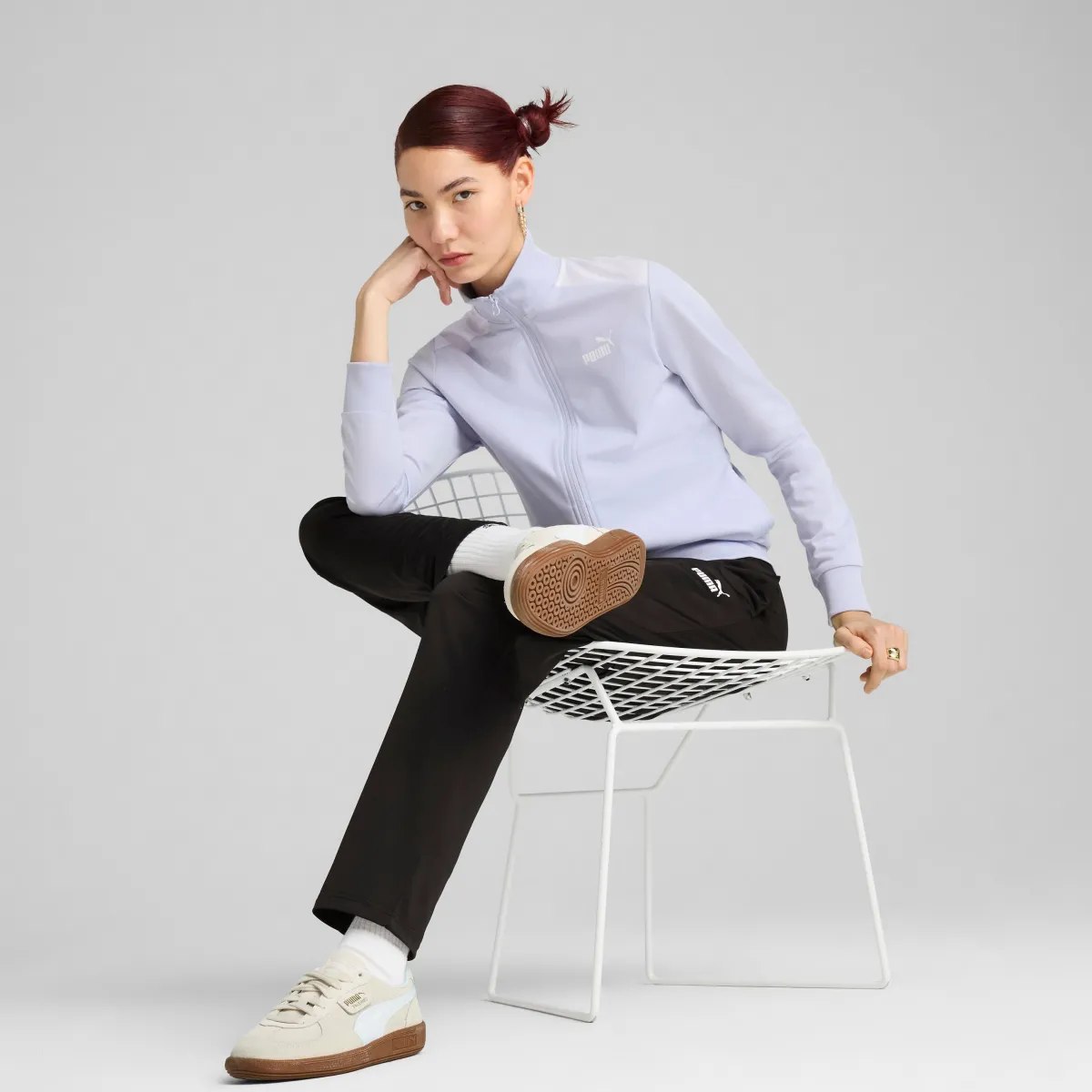 Sale Tuta sportiva nera da Donna con zip Poly Suit Abbigliamento Puma