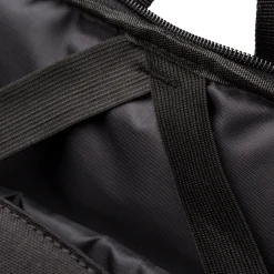 Discount Zaino nero con badge Corse Zaini Sportivi